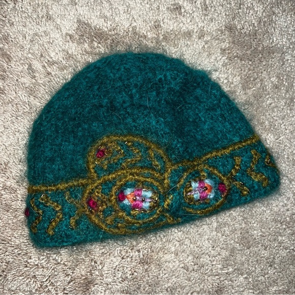 French Knot Mohair Abby Cloche 1920’s Style Turquoise Floral Hat - Picture 5 of 6
